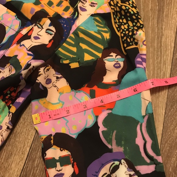 3/$10 🥳 Long sleeve button up crop top patterned L - Picture 7 of 12